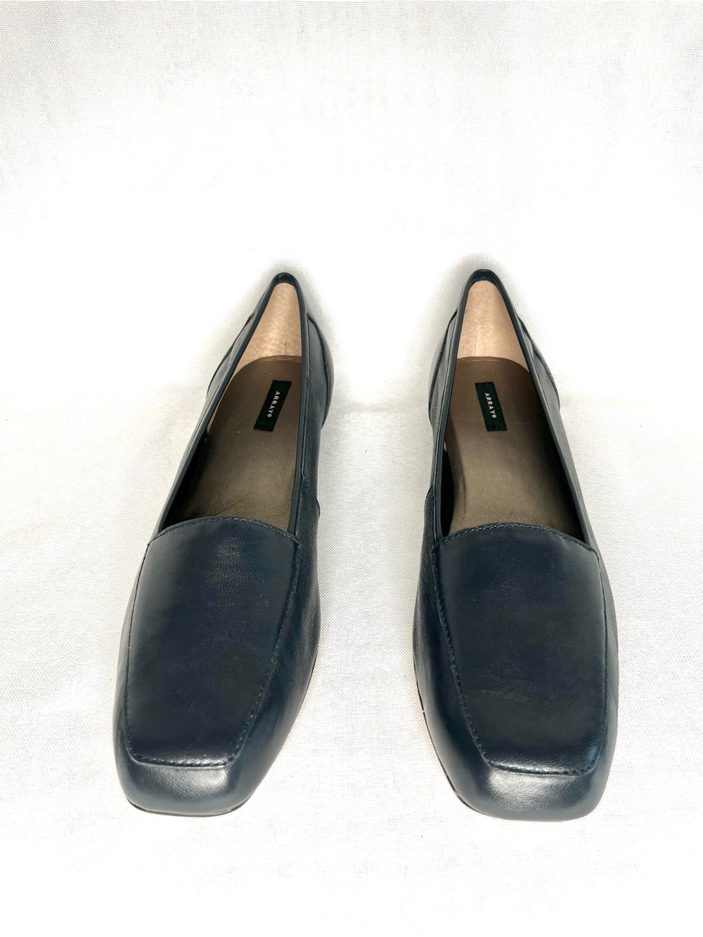 ARRAY Navy Blue Soft Leather Loafers Flats Women’s Size 12N Square Toe Slip On